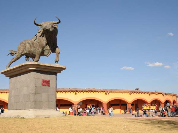 Aspecto exterior de la plaza