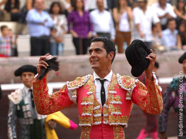 Una oreja a la espuerta