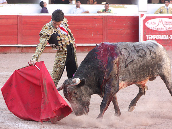 Corriendo la mano muy asentado