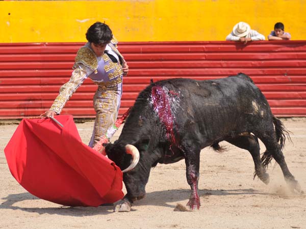 Acompa�ando con la cintura