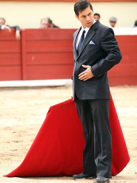 Sinti�ndose torero