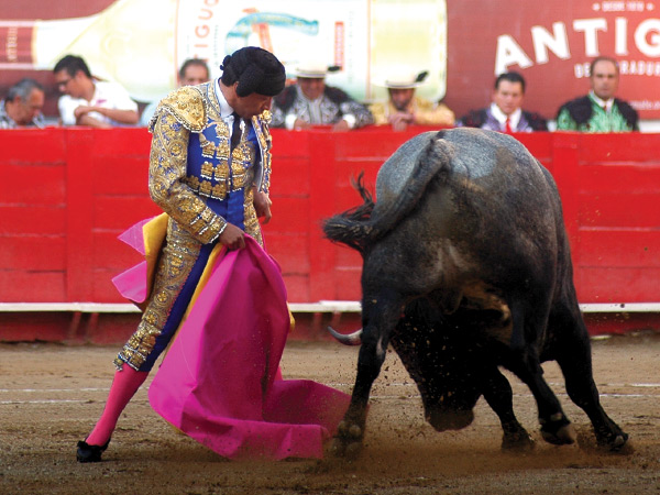 Bello cierre capotero