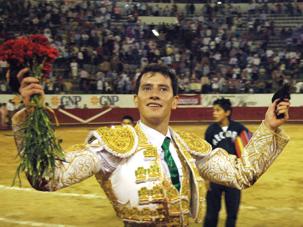 Se neg� a salir a hombros