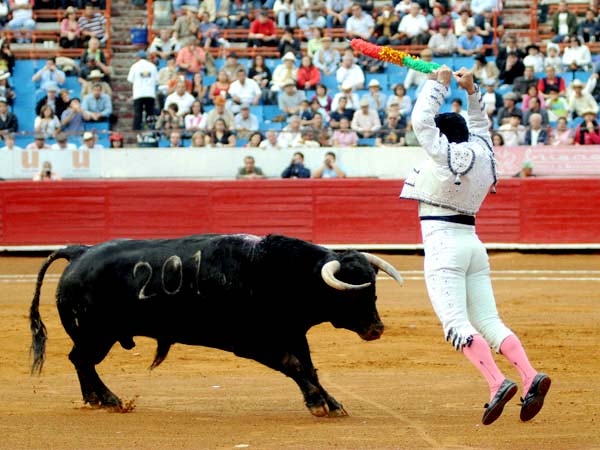 Buen tercio de Ra�l Bacelis