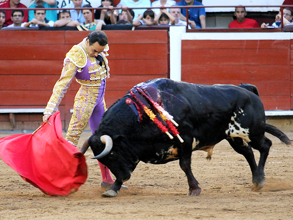 El Cid, buena actuaci�n