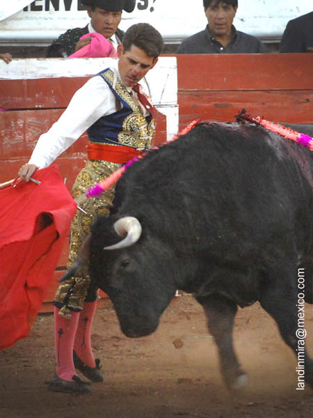 Levantando el tal�n