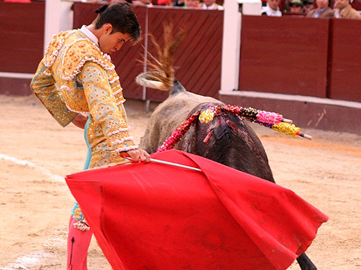 Sergio Blanco, intentando