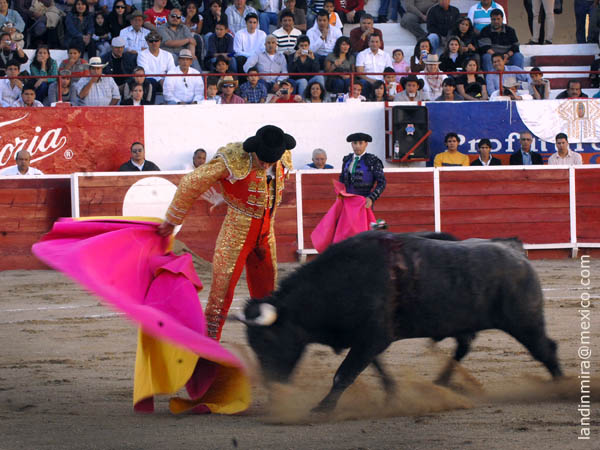 El capote de Ricardo Frausto