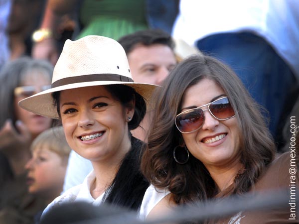 Las m�s bellas en sombra