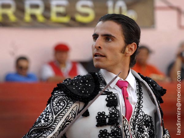 Jos� Antonio Bustamante