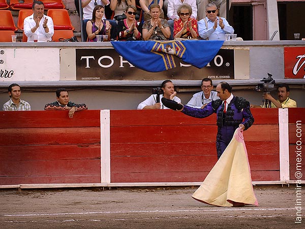 Desmonterado recibe el aplauso