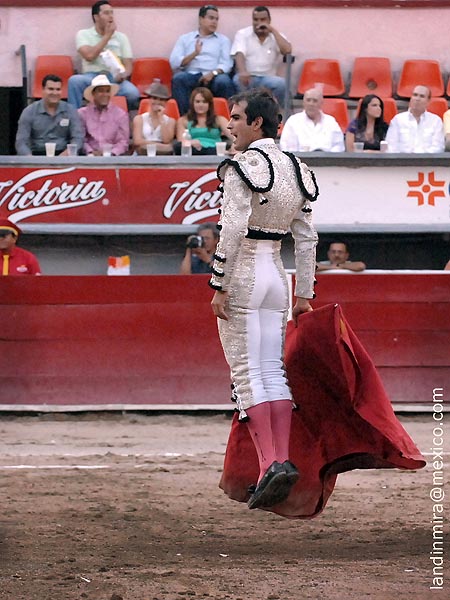 Suspendido en el aire