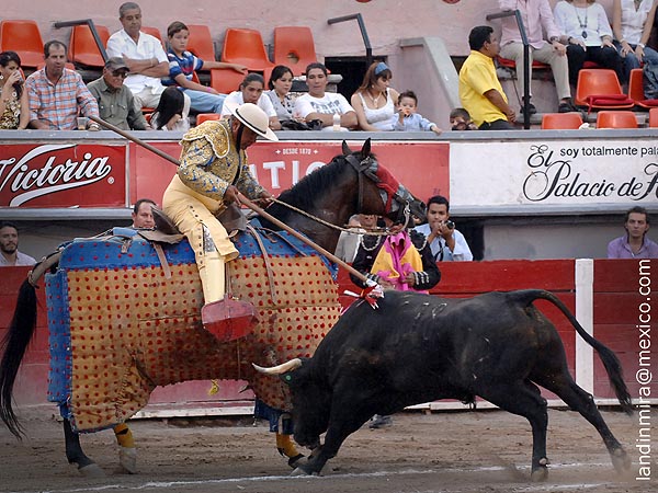 Nacho Mel�ndez lo prende