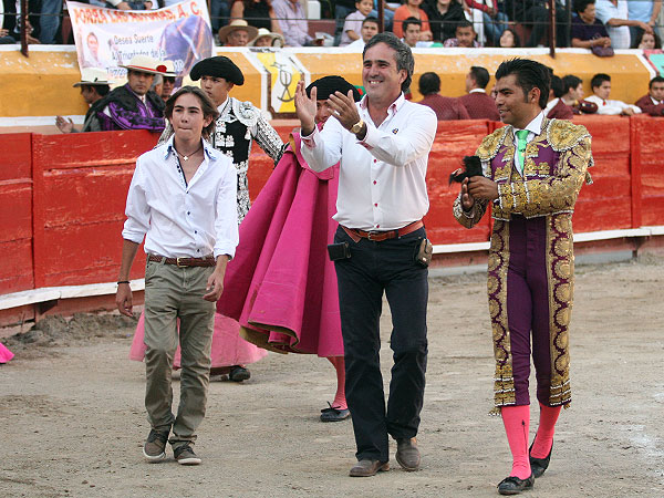 Vuelta con Don Octavio Casillas