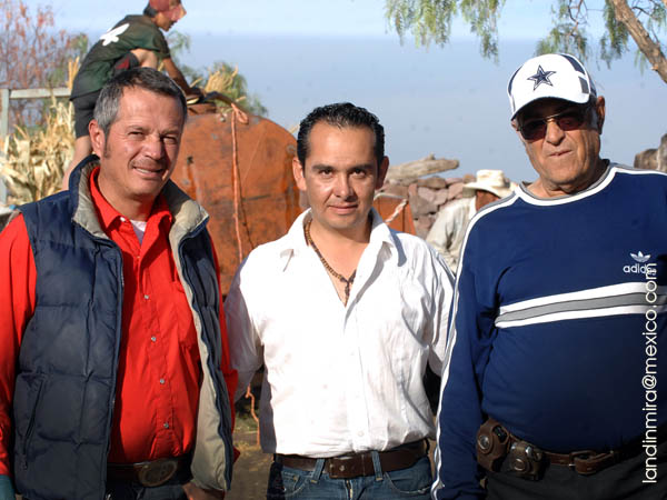 Empresa y toricantano