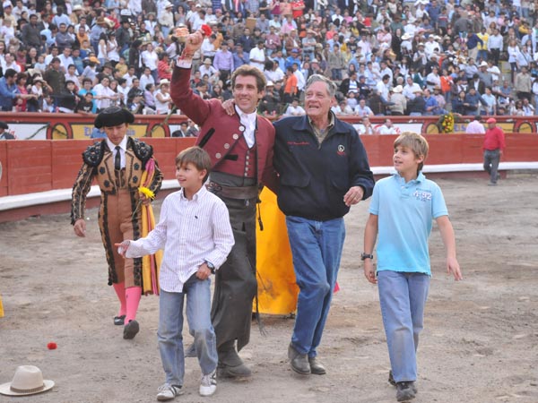 Los Hernndez con Pablo Hermoso