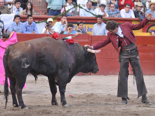 Desplante de Pablo ante el bravo