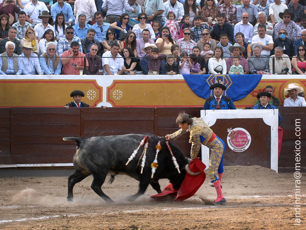 �As� se matan los toros!