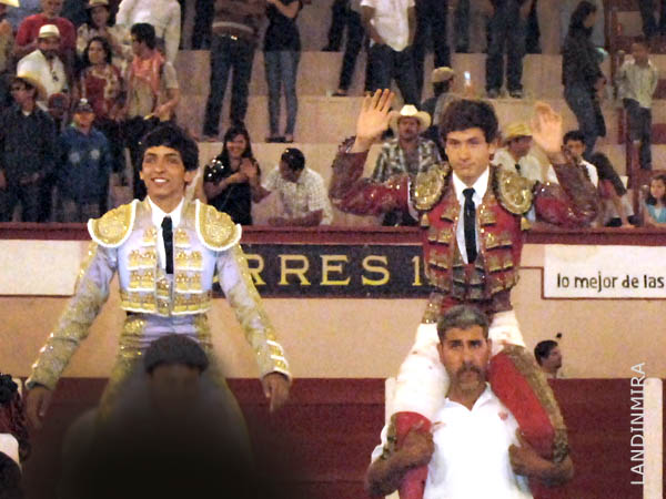 La salida en hombros