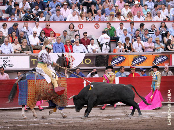 La vara de Efr�n Acosta hijo