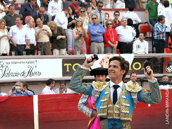 �Chap�, maestro!