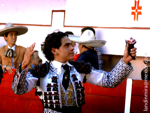 Alain de Mora, una oreja