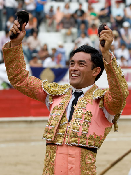 Dos orejas para Ortega