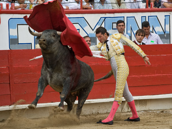 Espectacular pase de pecho