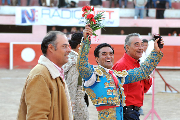 Los Guerra y Rafael Ortega