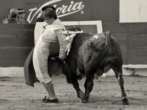 Con el pit�n muy cerca