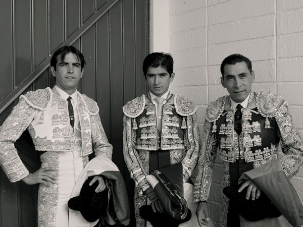 Alternantes en patio de cuadrillas