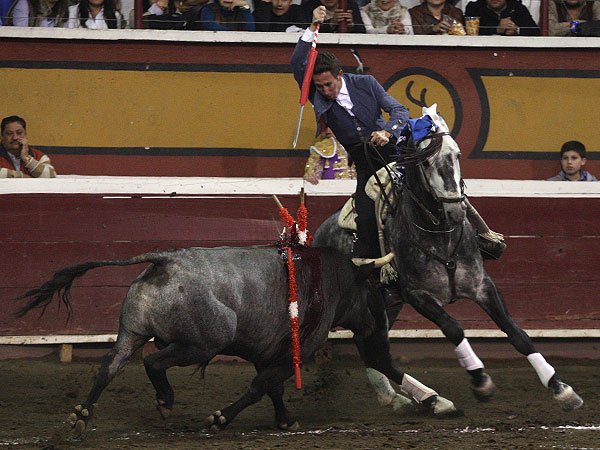 Con el rej�n de muerte