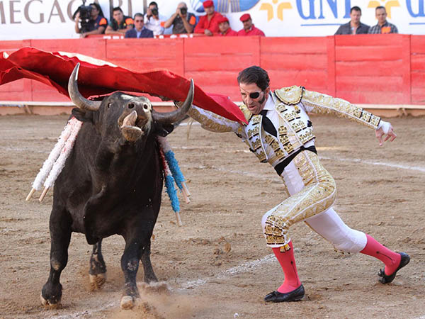 Comenz� a defenderse