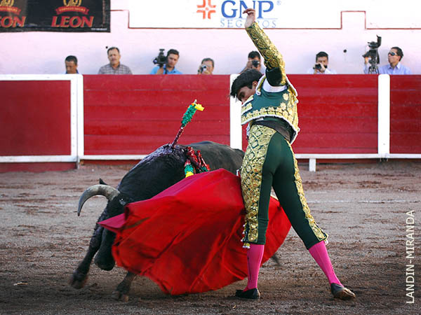 Con la muleta estuvo muy variado