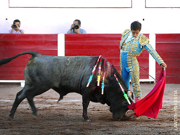 Bien que luci� por naturales