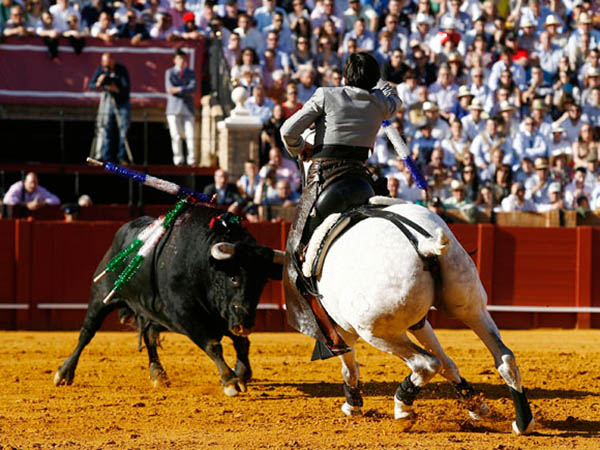 S�lida y espectacular tarde