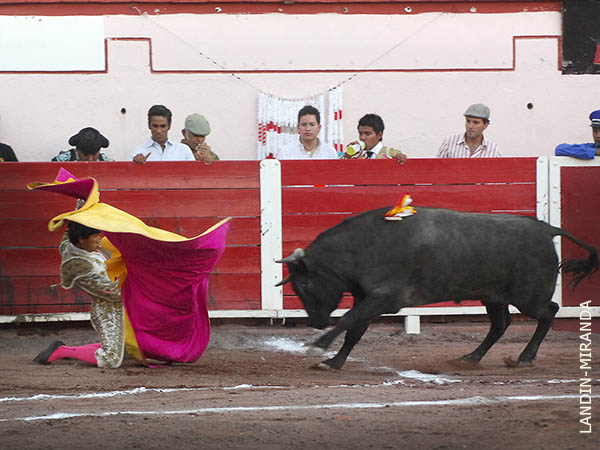 Debut� Abraham Veloz