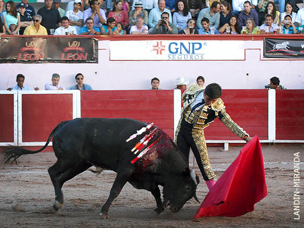 Inici� la faena en los medios