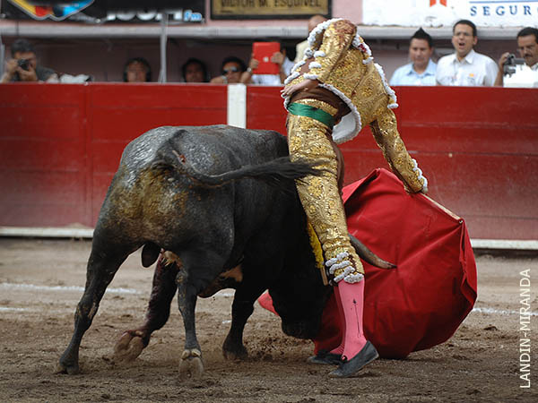 La gente se volc� con Sald�var