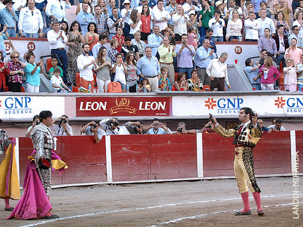 El p�blico rugi� con aquello