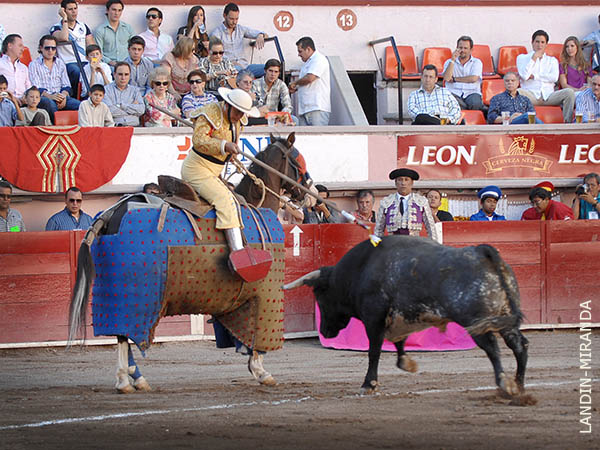 La vara de Javier Prado