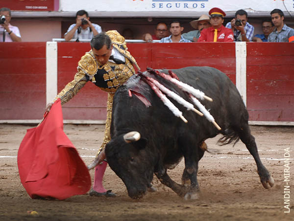 Con el cuarto de la tarde