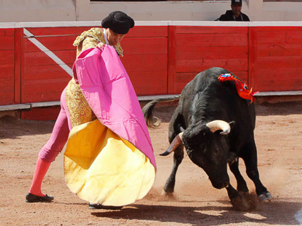 Paco D�ddoli abre el festejo