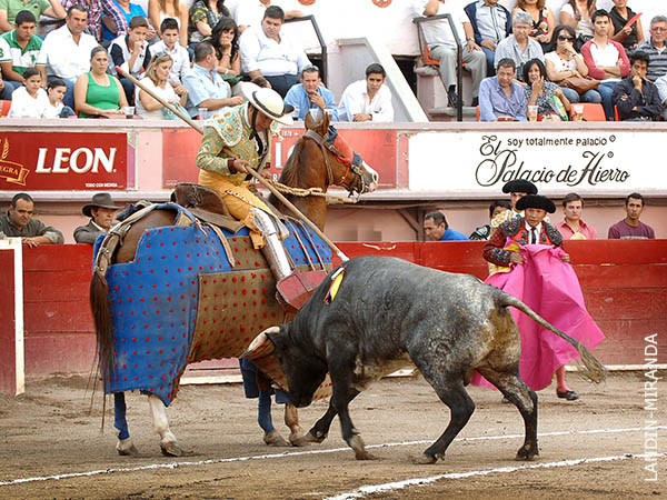 Javier Prado, en todo lo alto
