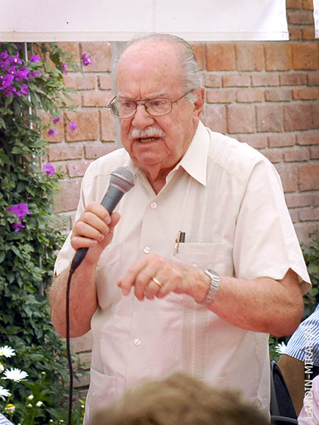 Dr. Alfonso P�rez Romo