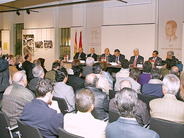 Palabras de Fern�ndez Rom�n