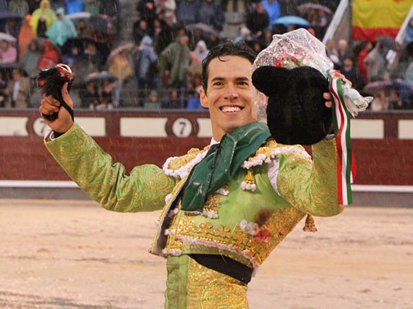 Se cubri� de agua ...y de gloria