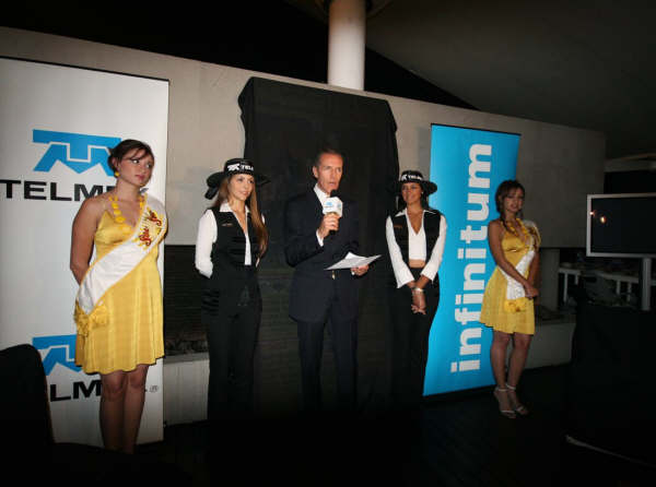 La introducci�n de Beto Murrieta