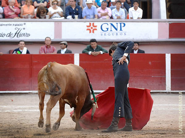 Le toc� en suerte un 