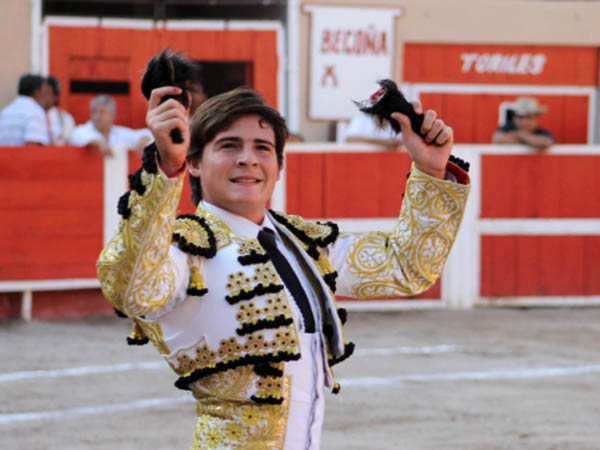 Dos orejas m�s a su cuenta